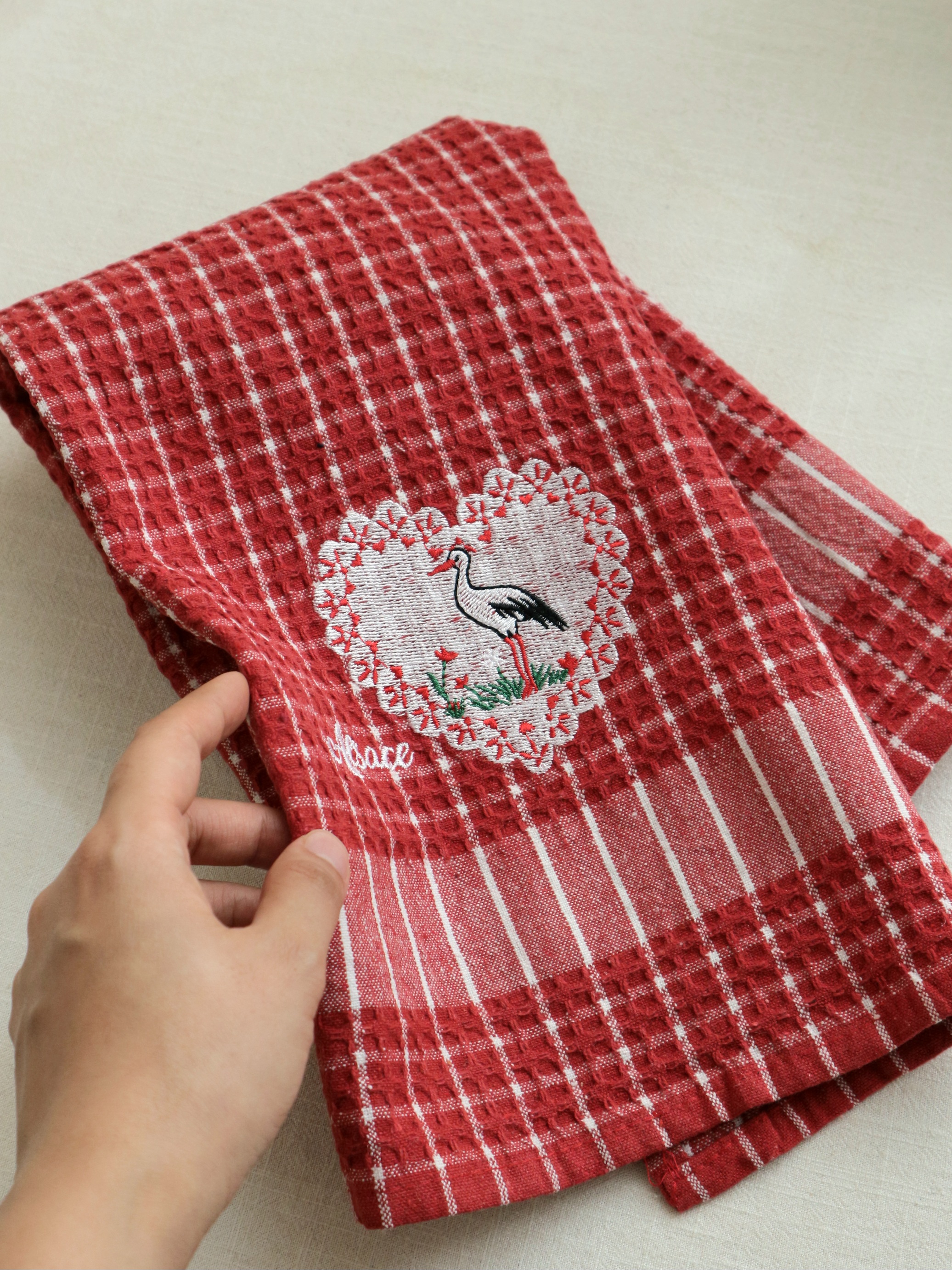 دستمال وافلی گلدوزی